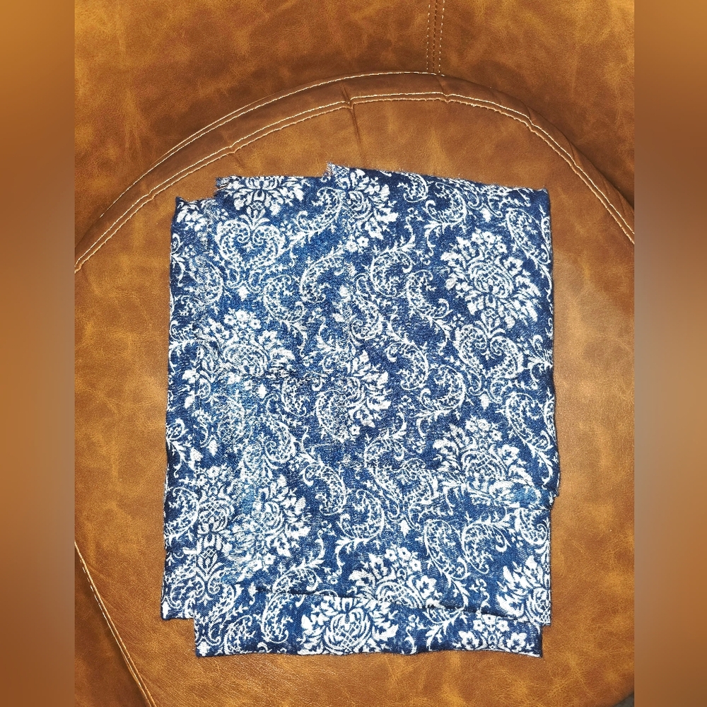 The Modest Fitting Navy Head Scarf